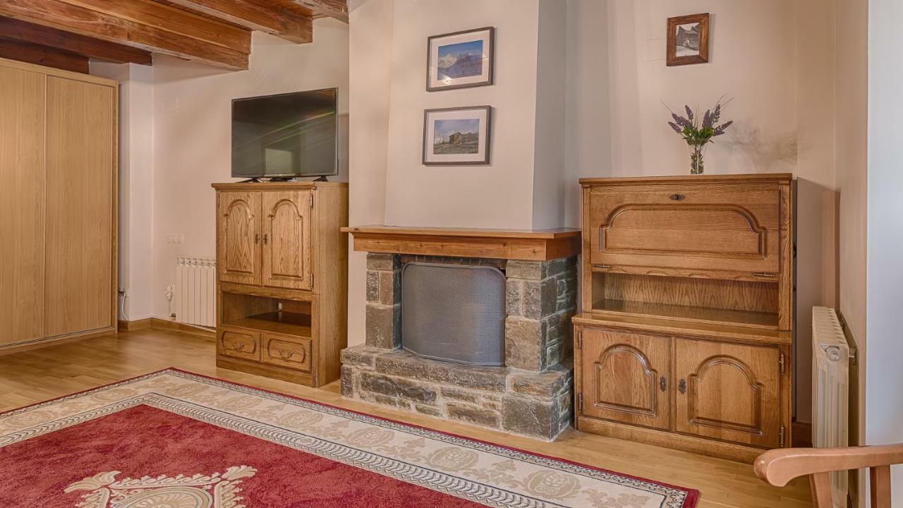 Saplan Real Estate Montlude